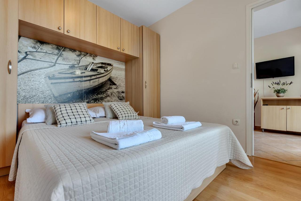 Apartments Vranjes Брела Екстериор снимка